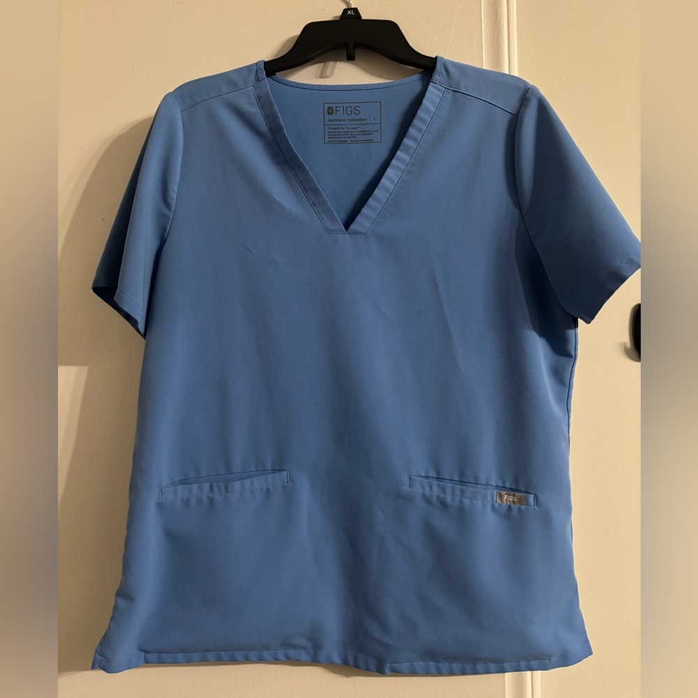Figs Women's Ceil Blue V-Neck Scrub Top